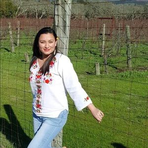 Meet your Posher, Valeria